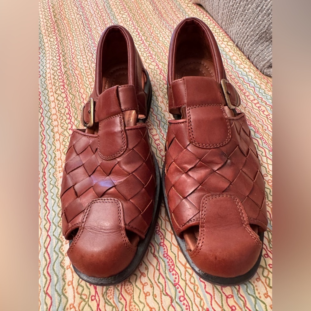 Allen Edmonds Tivoli sandals in brown woven leather Slip-on Size 7.5